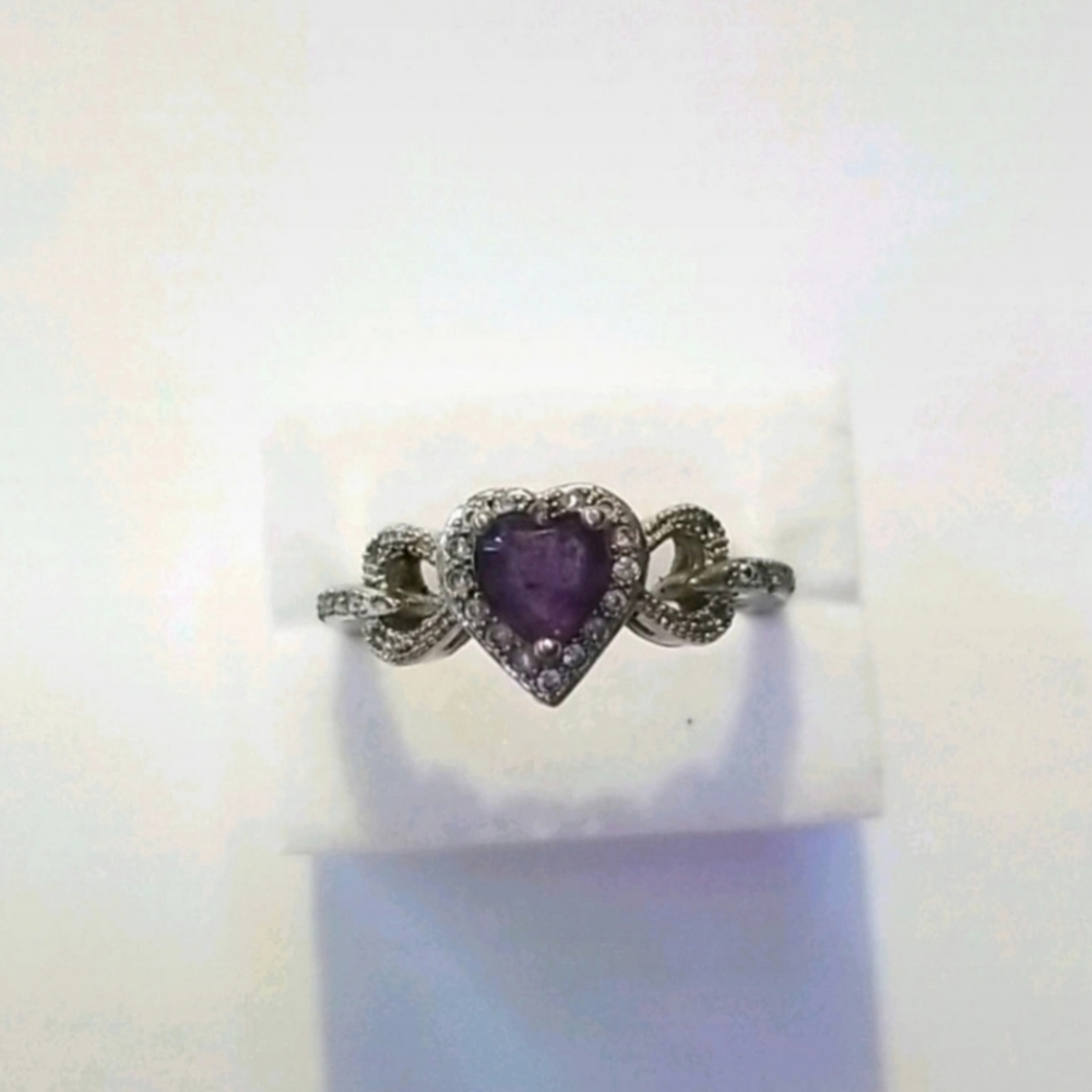 Beautiful ring - Picture 5 of 5